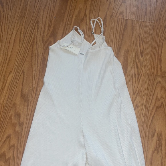 Hollister  jumper - Picture 3 of 3